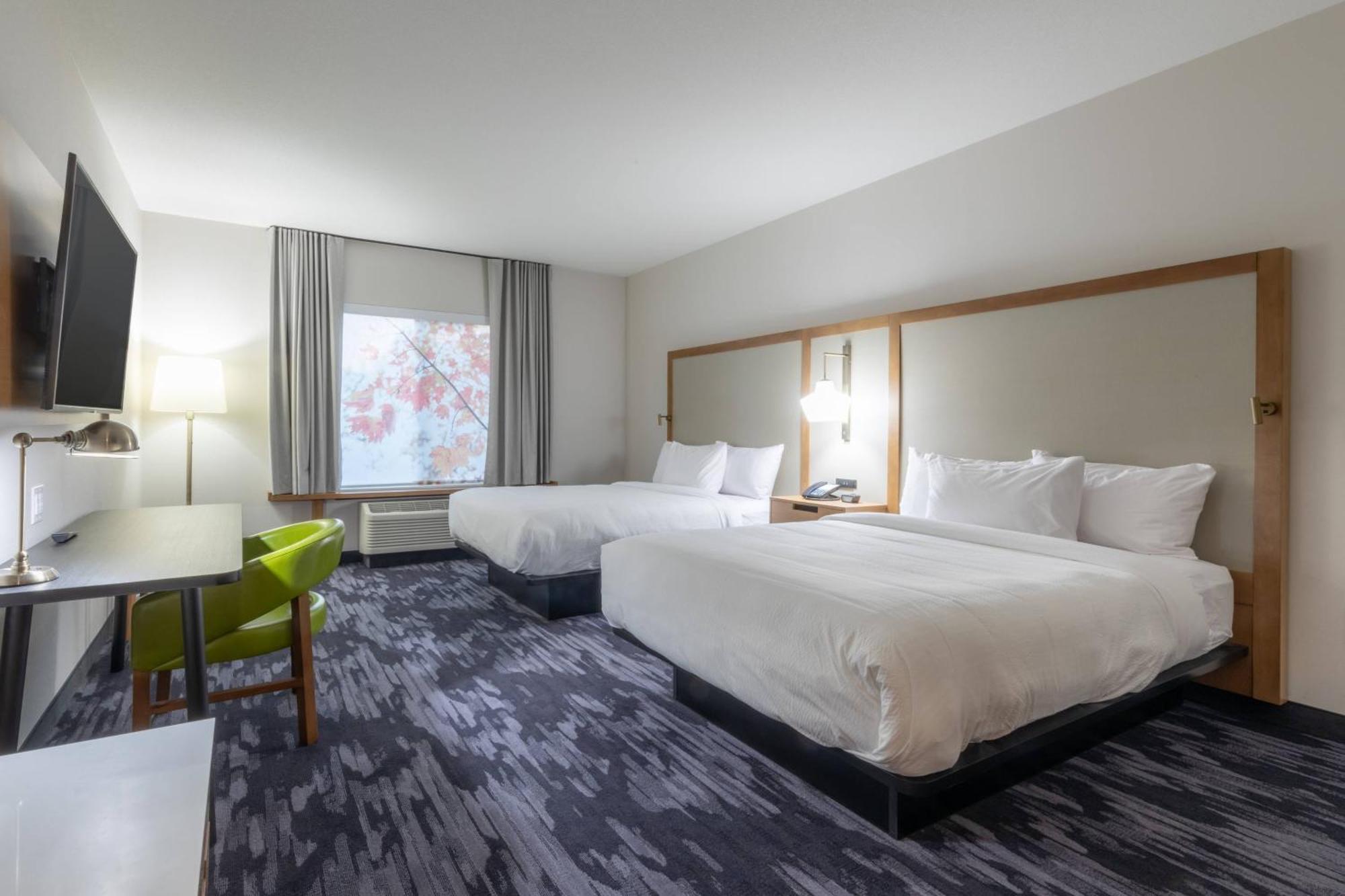 Fairfield Inn & Suites By Marriott Salmon Arm Exterior photo